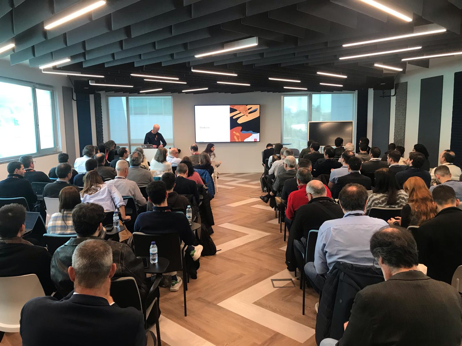 Tecnologia e inteligência artificial marcaram o Oracle 23ai & APEX Iberian Tour